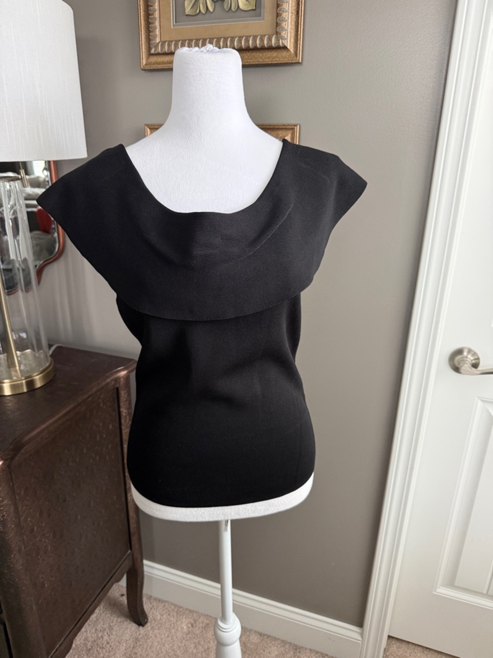 White House Black Market Black Boatneck Cap-Sleeve Sweater Top